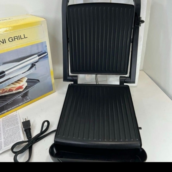 New Bella kitchen Macy's Panini Press #15123 🔥hot Sandwich Maker - Picture 3 of 3